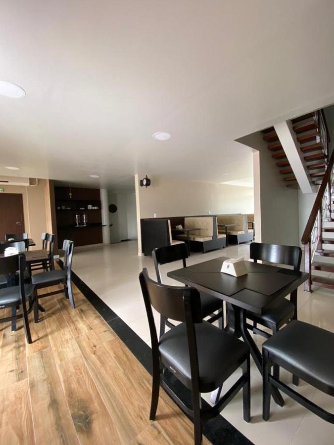 Hotel Orla Do Rio Branco บัววิสตา ภายนอก รูปภาพ